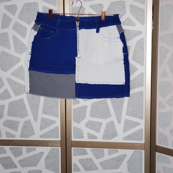 Women's Patchwork Mini Skirt | Fits Like Size 14/16 - Picture 1 of 7